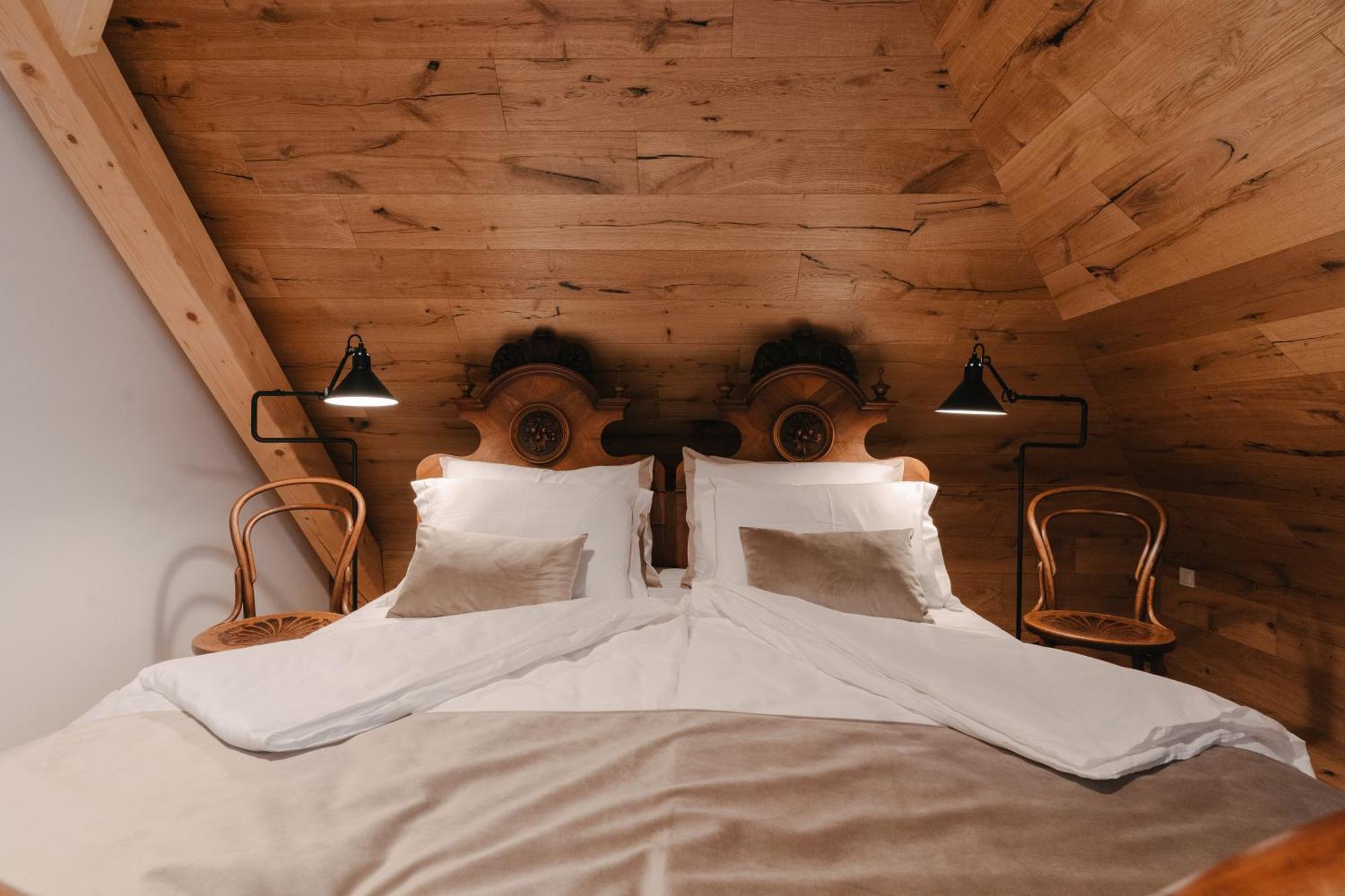 Pira Hotel 波斯托伊纳 客房 照片